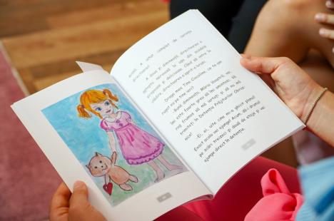 O dulceață de fată: La doar 11 ani, Nectaria Jejeran a lansat o carte de povești, cu ilustrații făcute de o colegă de clasă
