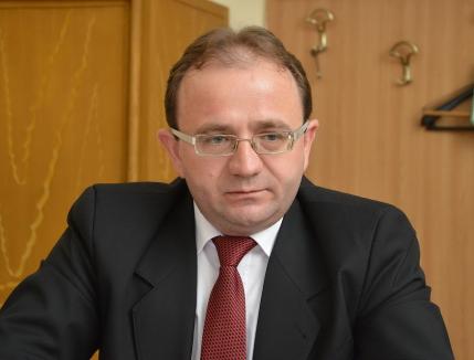 PSD Bihor și-a pus om la conducerea Inspectoratului Școlar: a mai fost la conducerea instituției și a fost demis după două scandaluri