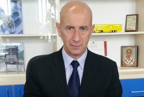Ministrul Cercetării, Nicolae Burnete, predă la Universitatea din Oradea