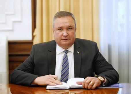 Premierul Nicolae Ciucă, acuzat că a plagiat în doctorat