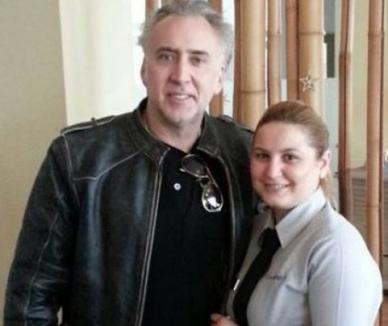 Nicolas Cage la Mamaia: Actorul a făcut poze cu fanii şi a dat autografe