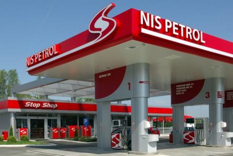 Edilii UDMR reclamă că au fost "minţiţi" de reprezentanţi NIS Petrol cu privire acordurile pentru utilizarea domeniului public 