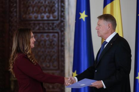 Noi miniștri în Guvernul Ciolacu: Simona Bucura și Natalia Intotero, numite în locul demisionarilor Budăi și Firea (FOTO/VIDEO)