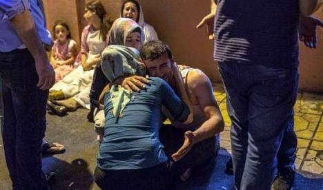 Atac terorist la o nuntă în Turcia. Peste 30 de morţi şi 90 de răniţi (VIDEO)