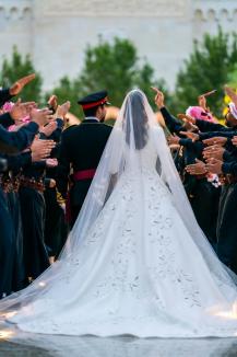 Nuntă regală în lumea arabă. Prințul moștenitor al Iordaniei s-a căsătorit cu o arhitectă saudită (FOTO/VIDEO)