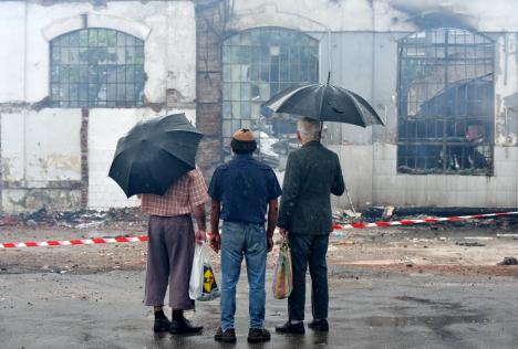 Consiliul Local Oradea a refuzat despăgubirea comercianţilor afectaţi de incendiul din Piaţa Cetate