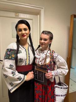 O tânără din Oradea, premiată la festivalul național de folclor „Potcoava de Aur” (FOTO / VIDEO)