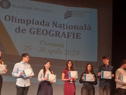 10 elevi, 10 premii pentru Bihor la olimpiada națională de geografie. Județul este pe locul 2 în țară, în urma rezultatelor (FOTO)