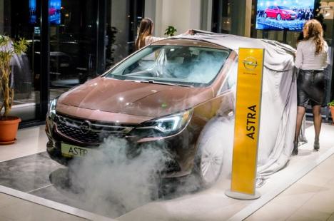 Dublă sărbătoare la Opel West: şi-a inaugurat noul showroom, modernizat, şi a lansat noul ASTRA (FOTO)