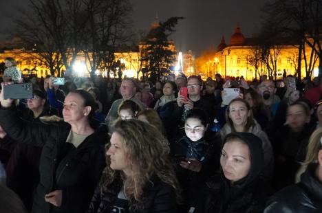 Elevii mai multor școli din Oradea au cântat împreună de Ora Pământului (FOTO/VIDEO)
