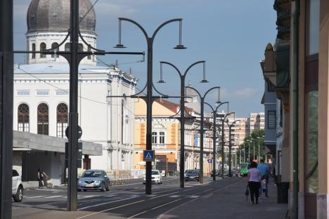 Oradea în cenuşiu: Mulţi orădeni sunt nemulţumiţi de cum arată noua 'arhitectură' din centrul oraşului (FOTO)