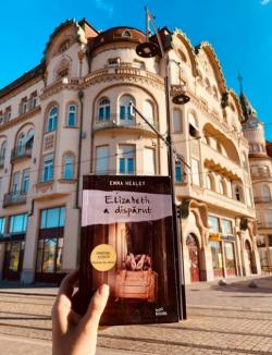 Oradea... printre rânduri: O tânără a lansat un proiect prin care promovează în acelaşi timp lectura şi frumuseţile oraşului (FOTO)