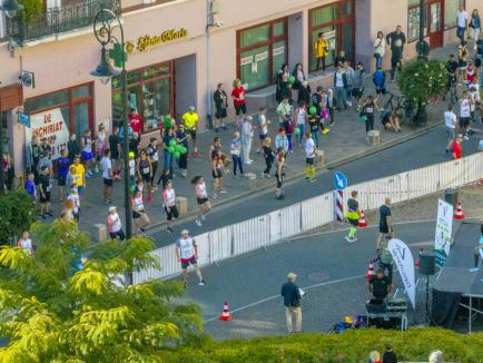 Oradea City Running Day: Alergători în locul mașinilor, duminică, în oraș (FOTO/VIDEO)