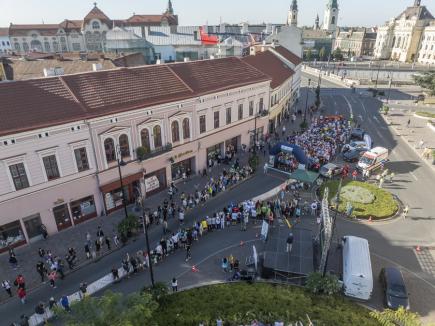 Oradea City Running Day: Alergători în locul mașinilor, duminică, în oraș (FOTO/VIDEO)