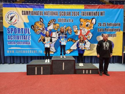Clasări pe podium pentru orădencele Maia Mureşan şi Daria Ioana Pop, la Campionatele Naționale Şcolare de Taekwondo WT (FOTO)