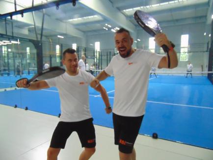 Mai mult decât un turneu: angajații NBI Industrial Oradea au construit spiritul de echipă pe terenul de padel (FOTO)