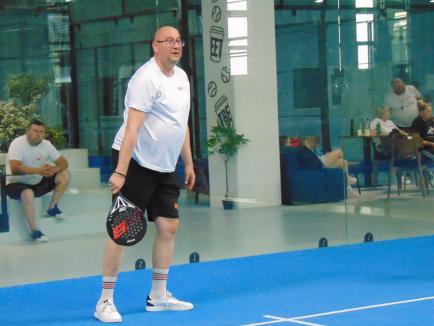 Mai mult decât un turneu: angajații NBI Industrial Oradea au construit spiritul de echipă pe terenul de padel (FOTO)