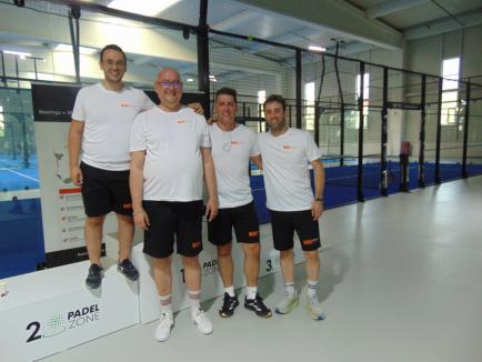Mai mult decât un turneu: angajații NBI Industrial Oradea au construit spiritul de echipă pe terenul de padel (FOTO)