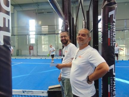 Mai mult decât un turneu: angajații NBI Industrial Oradea au construit spiritul de echipă pe terenul de padel (FOTO)