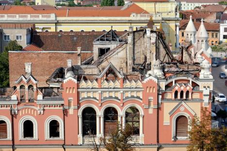 Donaţii de 28.700 euro: Încep primele lucrări la Palatul episcopal greco-catolic din Oradea