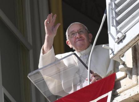Papa Francisc: A fi homosexual nu este un delict, dar este un păcat