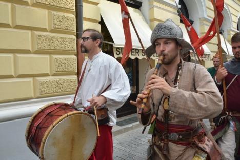Vitejii Sfântului Ladislau au ieşit la paradă prin Oradea (FOTO / VIDEO)