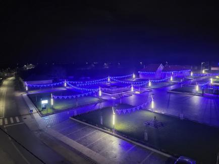 Pregătiți de sărbători: Noul parc din Cociuba Mare a fost decorat cu ghirlande luminoase (FOTO / VIDEO)