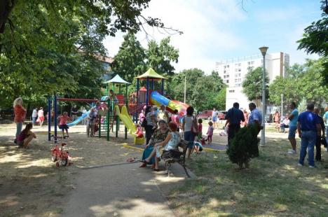 Donaţie de 50.000 lei. Americanii au inaugurat parcul amenajat în strada Aluminei (FOTO)