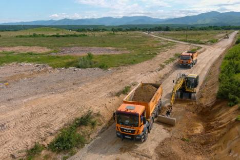 Au început lucrările pentru construirea Parcului Industrial din Ștei (FOTO)