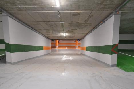 Parcarea subterană din strada Independenţei va fi deschisă abia săptămâna viitoare. Nu are încă autorizaţia ISU