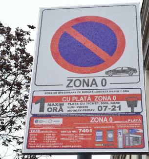 Bătaie de joc! Primăria Oradea a dat peste cap sistemul de parcări, instituind fără pregătiri trei zone taxate cu sume între 3 şi 8 lei pe oră