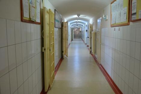 Reacţie după condamnarea la CEDO: Penitenciarul Oradea explică de ce nu l-a lăsat pe Kanalas Florian la înmormântarea mamei