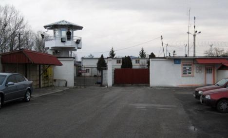 Fără precedent: Într-un penitenciar din România toţi deţinuţii vor fi eliberaţi mai devreme datorită Legii recursului compensatoriu