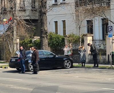 EXCLUSIV: Descindere DIICOT la locuinţa fostei şefe a Serviciului de Protecţie Internă Bihor şi în biroul soţului ei, adjunctul şefului Poliţiei Oradea (FOTO/VIDEO)