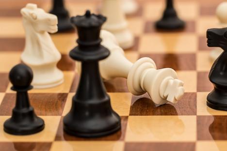 Cine sunt câștigătorii turneului de șah fulger online Trofeul iulie 2023