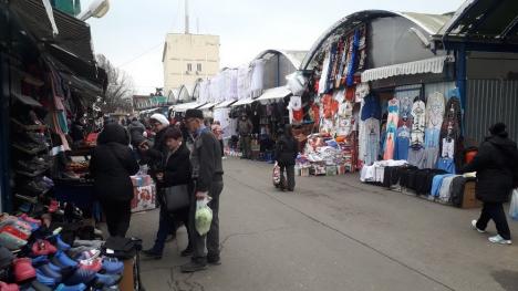 ADP Oradea anunţă că demolările nu au afectat activitatea Pieţei Cetate: funcţionează în regim normal (FOTO)
