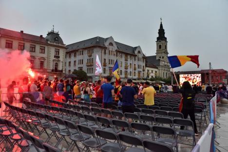 „Generația de suflet” a calificat România în optimi la Euro 2024. Orădenii au sărbătorit în stradă (FOTO/VIDEO)