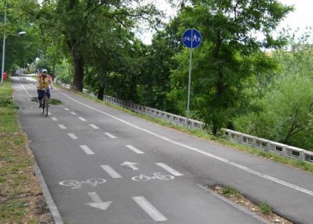 Primăria promite: Până în toamnă, pistele de biciclete din oraş vor fi conectate între ele