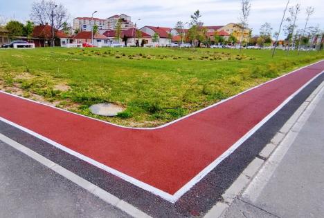 O nouă pistă de alergare în Oradea: A fost dată în folosinţă cea de 2,2 kilometri care înconjoară coridorul verde Barcăului