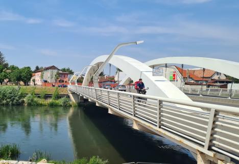 Podul Centenarului din Oradea va fi vopsit, astfel că circulația va fi oprită în weekend