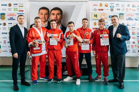 Patru medalii pentru pugiliştii de la Basti Box Salonta la Cupa 'Eduard şi Aleksandr Pogodin' din Ucraina