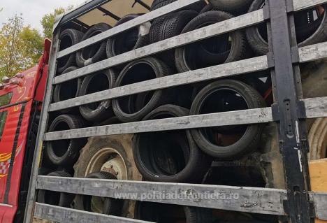 15 tone de cauciucuri uzate, oprite la Borş II. Deşeurile urmau să fie aduse ilegal în România