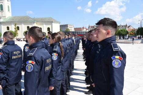 Povestea emoţionantă a „vârfului de lance” care a depus jurământul militar, vineri, în Piața Unirii din Oradea (FOTO/VIDEO)