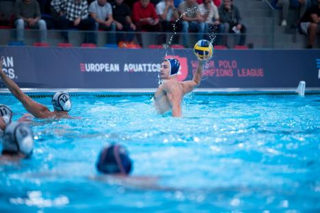 Polo: CSM Oradea a învins şi PAOK Salonic şi are nevoie de un punct în duelul cu marea favorită AN Brescia