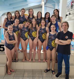 Polo: Două victorii şi un egal pentru fetele de la Crişul Oradea la cel de-al treilea turneu al Campionatului Național U15