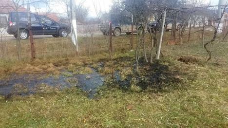 Scandal la Suplac: O poluare făcută de OMV Petrom pe terenul unei familii şi raportată cu întârziere dă bătăi de cap autorităților