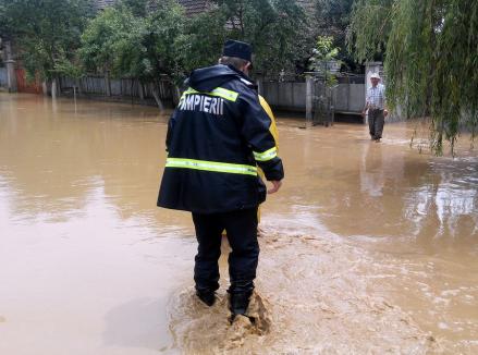 Cod galben de inundații pe mai multe râuri din Bihor