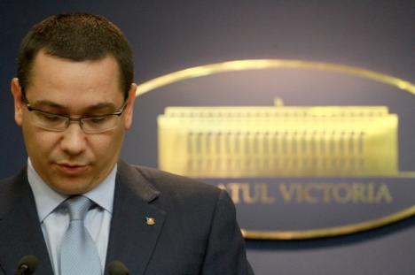 Din Turcia, Ponta anunţă că scade TVA la 19% mai devreme de 1 ianuarie