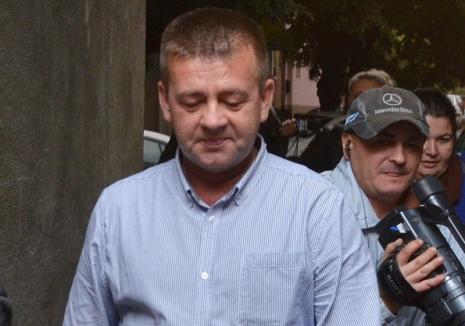 Condamnat la 6 ani de puşcărie, fostul prim-procuror Vasile Popa a fost încarcerat