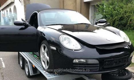Captură în Borş: Un Porsche Boxster căutat în Italia (FOTO)